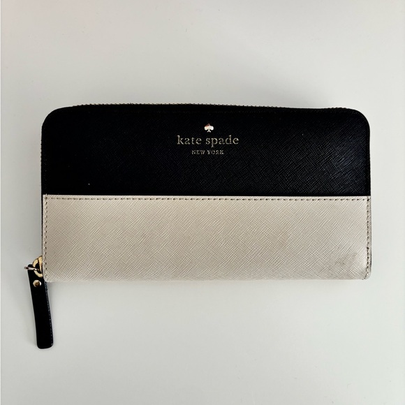 Kate Spade New York Cameron Street Lacey Black and Cream Leather Wallet - Picture 2 of 11